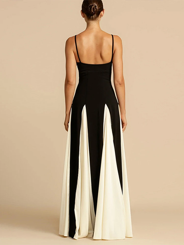 La Domina Maxi Dress