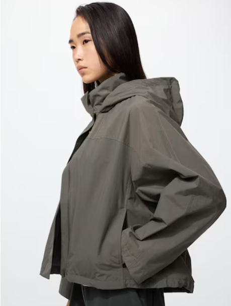 Viral Windbreaker Jacket